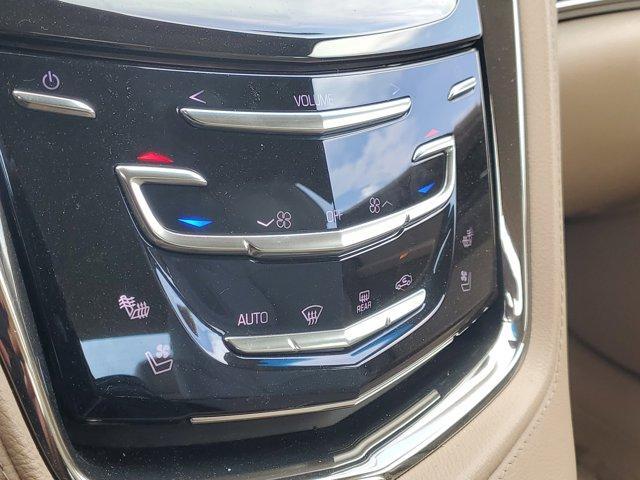 Photo of 2014 Silver Coast Metallic Cadillac CTS