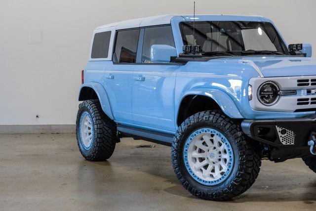 Photo of 2025 Robins Egg Blue Ford Bronco