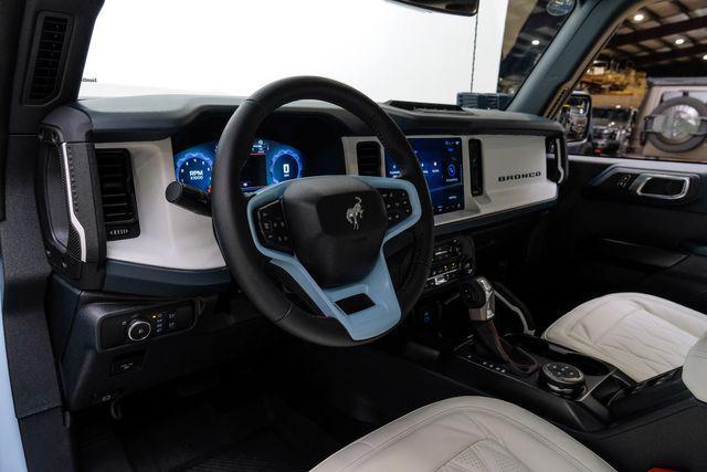 Photo of 2025 Robins Egg Blue Ford Bronco