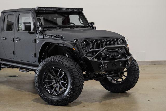 Photo of 2025 Black Clearcoat Jeep Gladiator