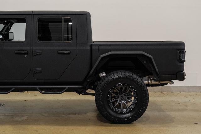 Photo of 2025 Black Clearcoat Jeep Gladiator