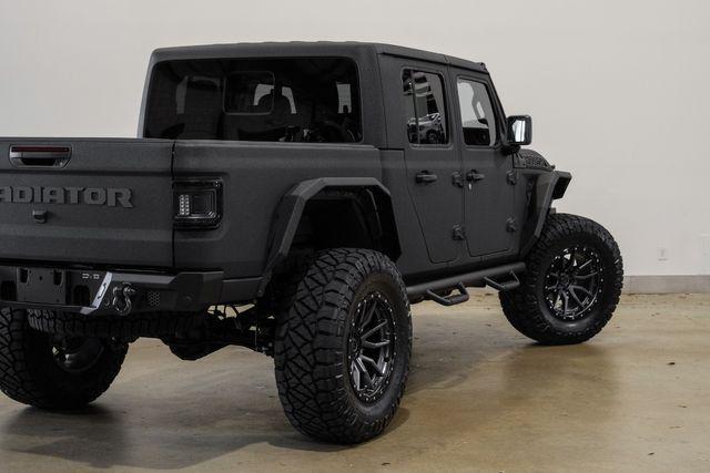 Photo of 2025 Black Clearcoat Jeep Gladiator