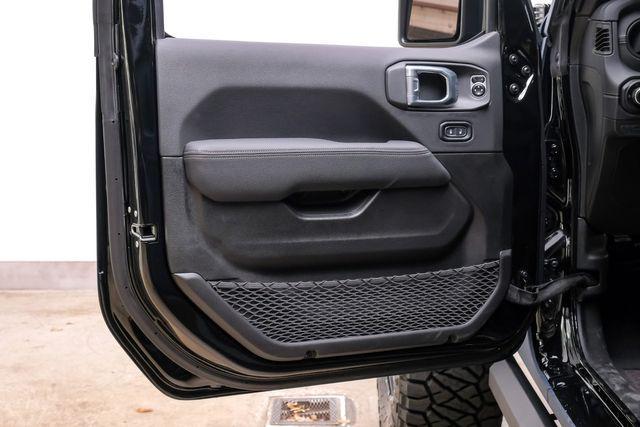 Photo of 2024 Blue Jeep Wrangler