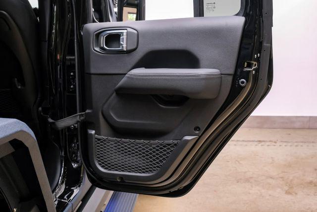 Photo of 2024 Blue Jeep Wrangler