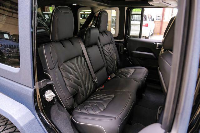 Photo of 2024 Blue Jeep Wrangler