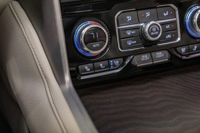 Photo of 2022 White GMC Yukon