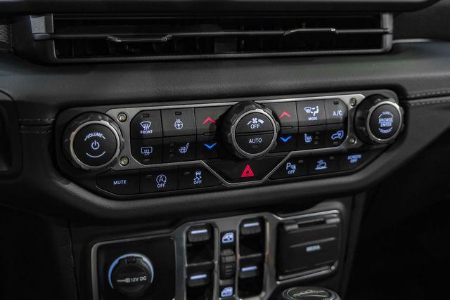 Photo of 2025 Tan Jeep Gladiator