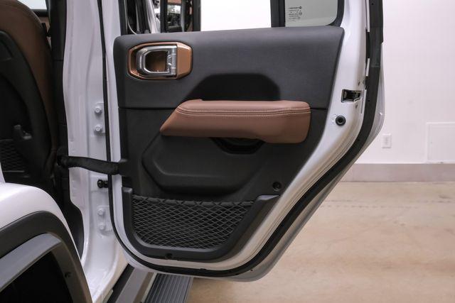 Photo of 2024 Bright White Clearcoat Jeep Wrangler