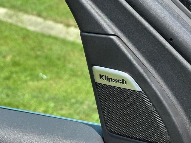 Photo of 2025 Aspen White Tricoat Nissan Armada