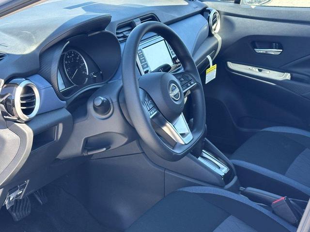 Photo of 2025 Gray Sky Pearl Nissan Versa