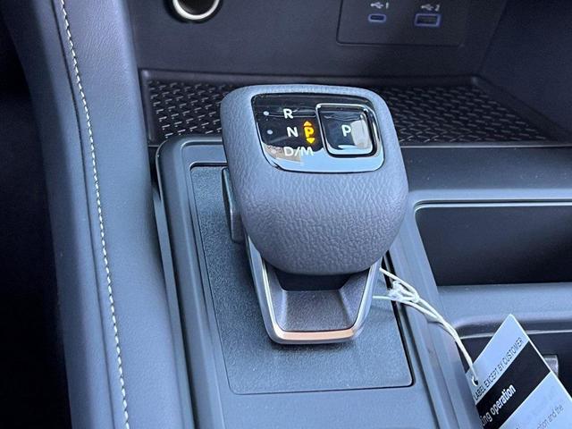 Photo of 2025 Super Black Nissan Pathfinder