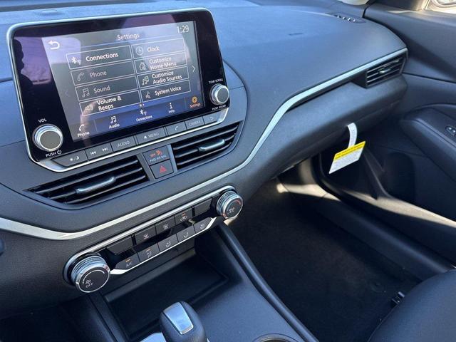 Photo of 2025 Gun Met Nissan Altima