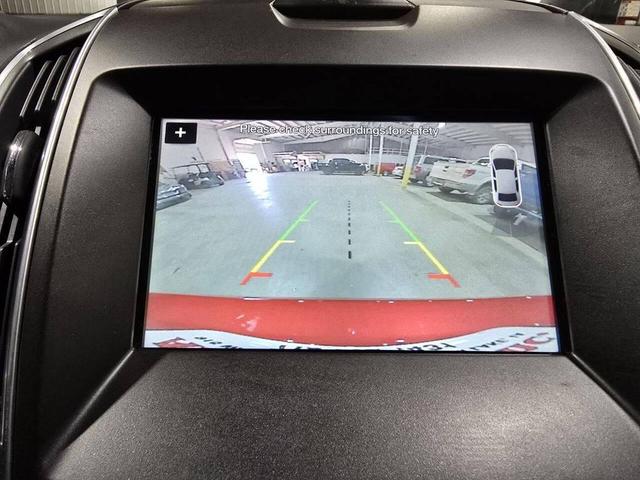 Photo of 2017 Ruby Red Ford Edge