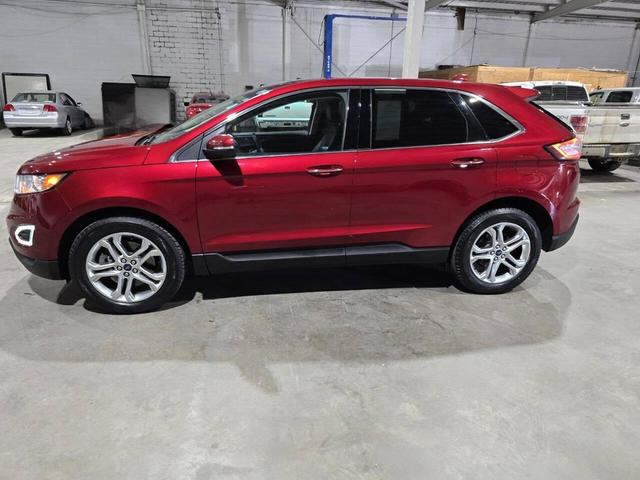 Photo of 2017 Ruby Red Ford Edge