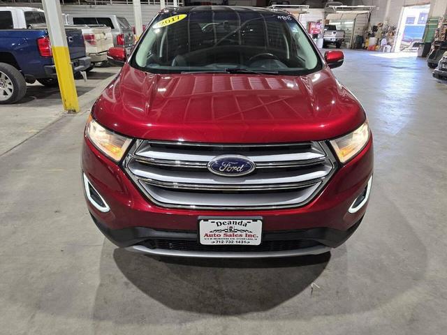 Photo of 2017 Ruby Red Ford Edge
