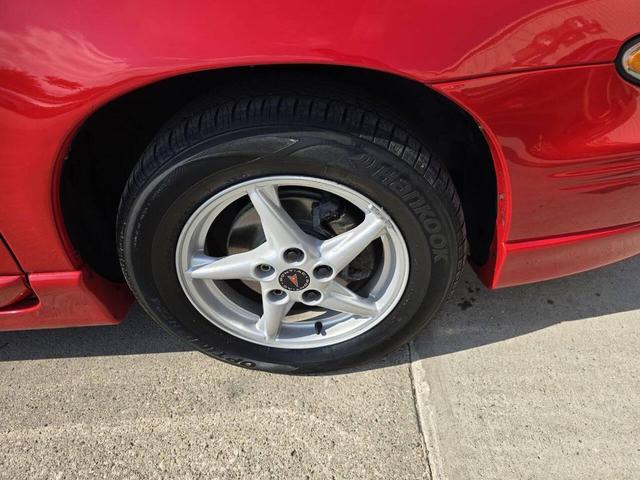 Photo of 2003 Victory Red Pontiac Grand Prix