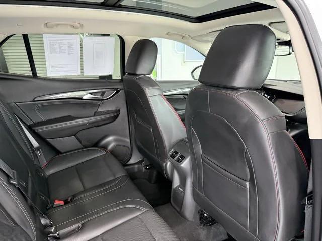 Photo of 2023 White Frost Tricoat Buick Envision