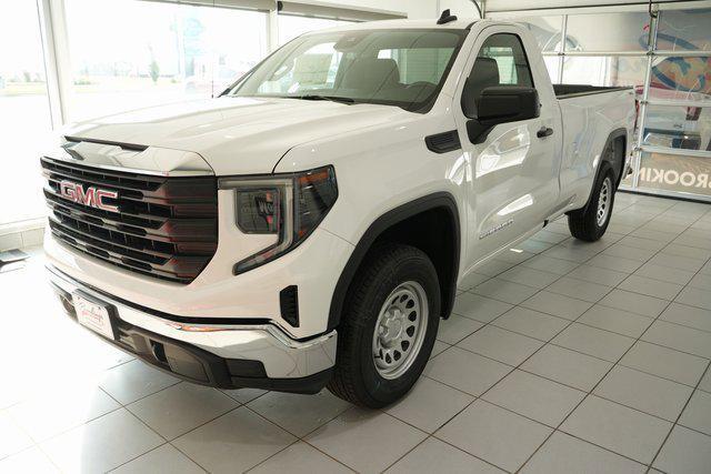 Photo of 2025 Summit White GMC Sierra 1500