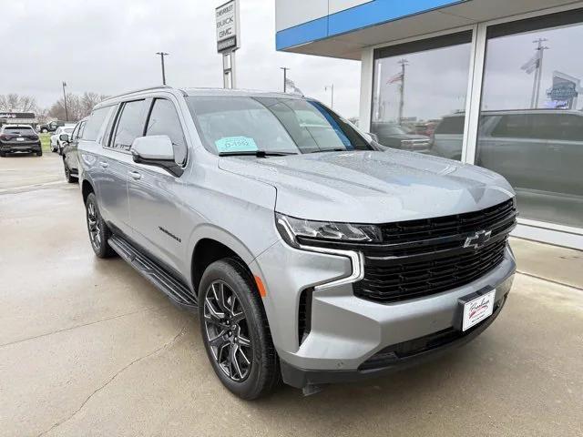 Photo of 2024 Sterling Gray Metallic Chevrolet Suburban