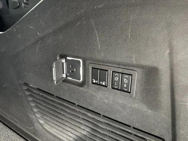 Photo of 2024 Sterling Gray Metallic Chevrolet Suburban