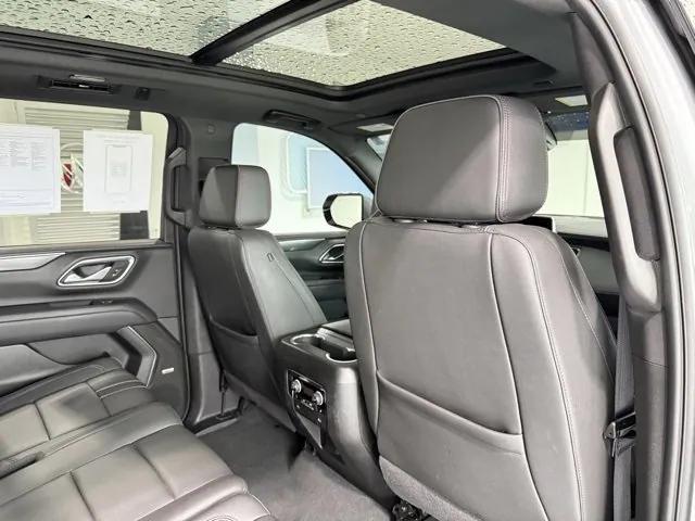 Photo of 2024 Sterling Gray Metallic Chevrolet Suburban