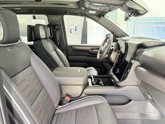 Photo of 2025 Sterling Metallic GMC Yukon XL