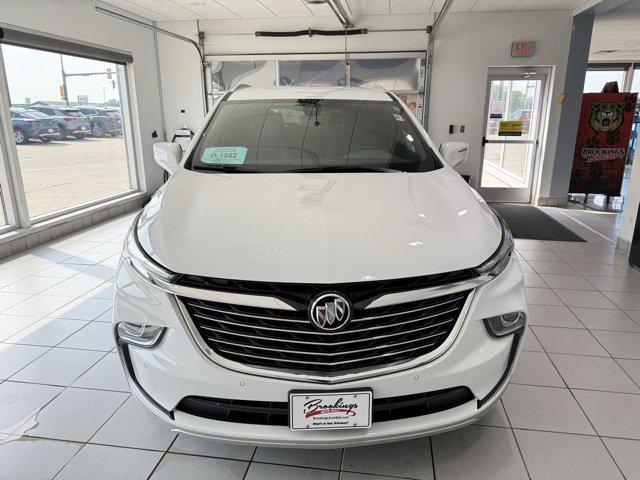 Photo of 2023 Summit White Buick Enclave
