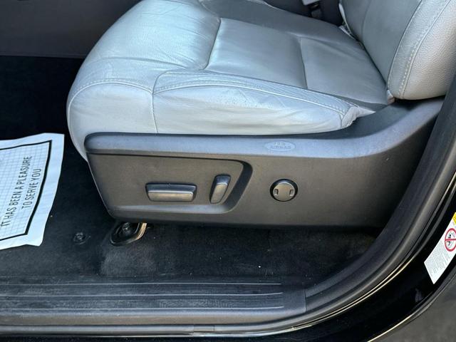Photo of 2020 Midnight Black Metallic Toyota Tundra