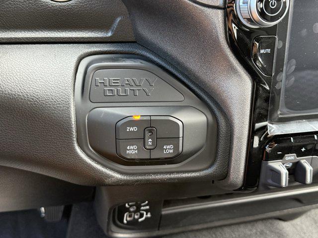 Photo of 2025 Granite Crystal Metallic Clearcoat RAM 2500