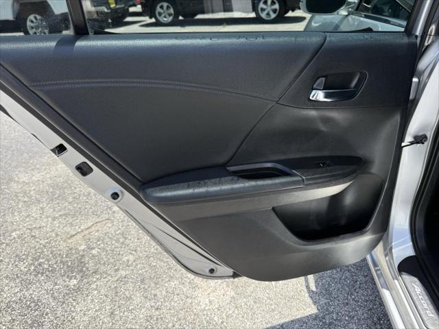 Photo of 2013 Alabaster Silver Metallic Honda Accord