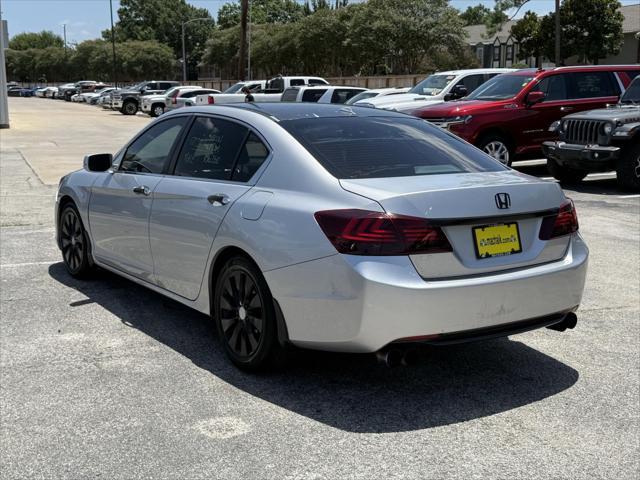 Photo of 2013 Alabaster Silver Metallic Honda Accord