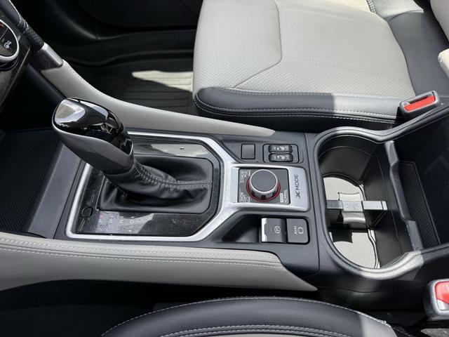 Photo of 2020 Jasper Green Metallic Subaru Forester