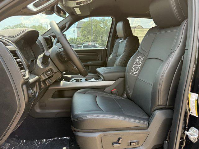 Photo of 2025 Diamond Black Crystal Pearlcoat RAM 2500