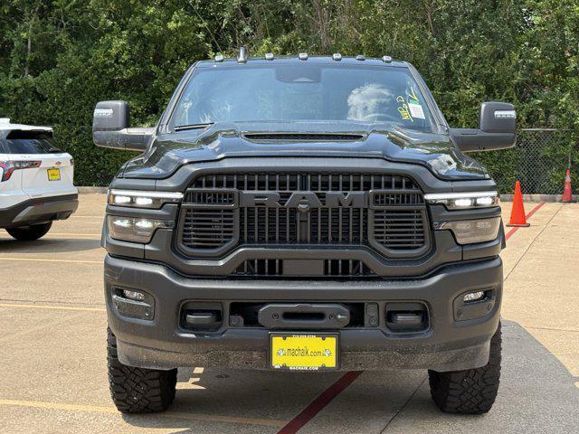 Photo of 2025 Diamond Black Crystal Pearlcoat RAM 2500