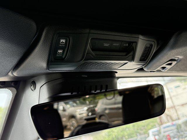 Photo of 2025 Black Clearcoat Jeep Wrangler