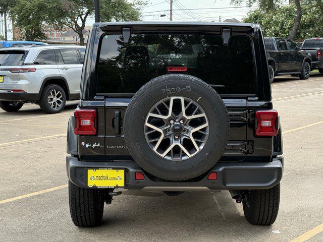 Photo of 2025 Black Clearcoat Jeep Wrangler