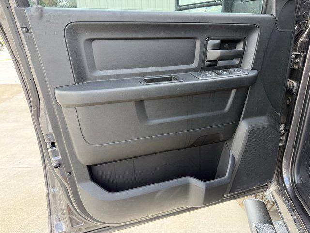Photo of 2025 Granite Crystal Metallic Clearcoat RAM 2500