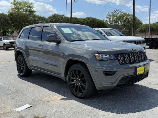 Photo of 2020 Sting-Gray Clearcoat Jeep Grand Cherokee