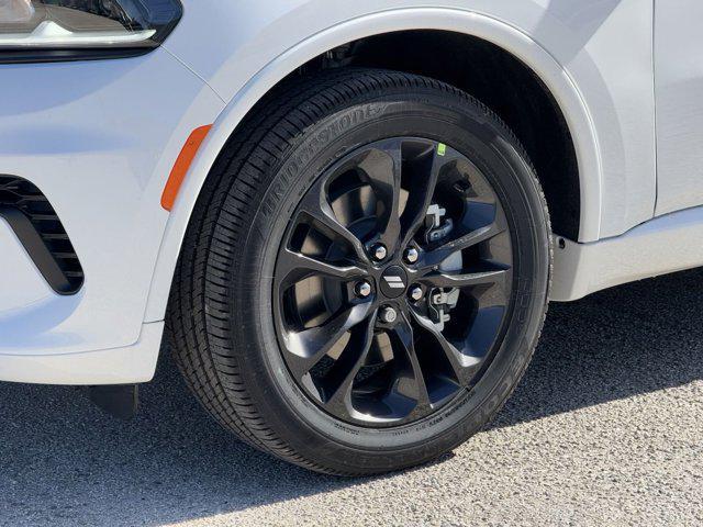 Photo of 2025 White Knuckle Clearcoat Dodge Durango