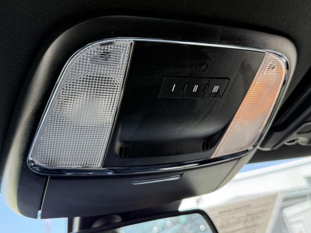 Photo of 2023 Sublime Metallic Clearcoat Dodge Charger
