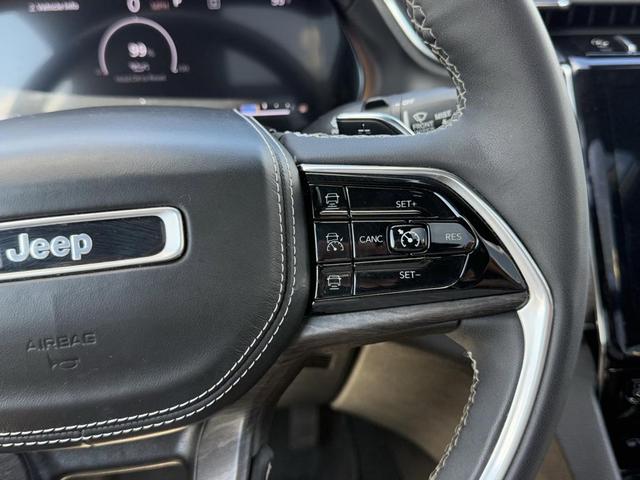 Photo of 2023 Baltic Gray Metallic Clearcoat Jeep Grand Cherokee
