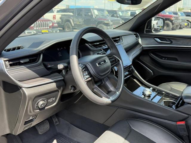 Photo of 2023 Baltic Gray Metallic Clearcoat Jeep Grand Cherokee