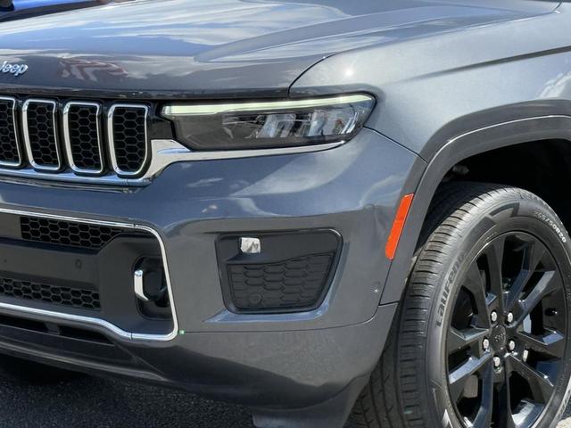 Photo of 2023 Baltic Gray Metallic Clearcoat Jeep Grand Cherokee
