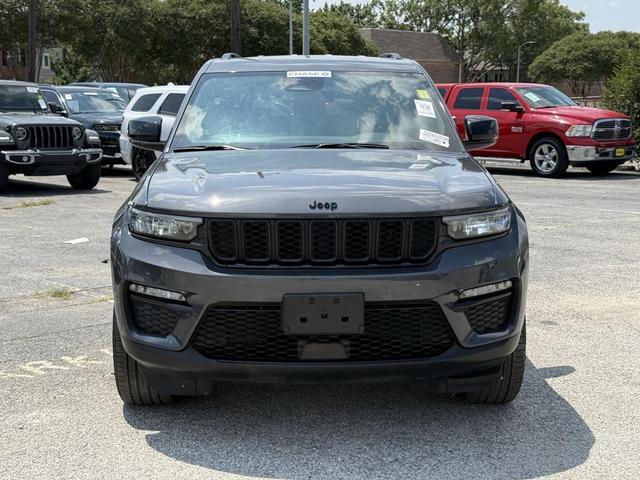 Photo of 2024 Baltic Gray Metallic Clearcoat Jeep Grand Cherokee
