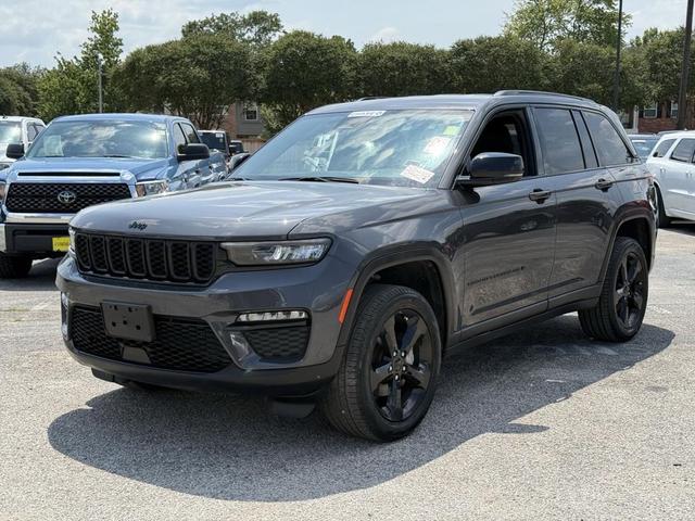 Photo of 2024 Baltic Gray Metallic Clearcoat Jeep Grand Cherokee