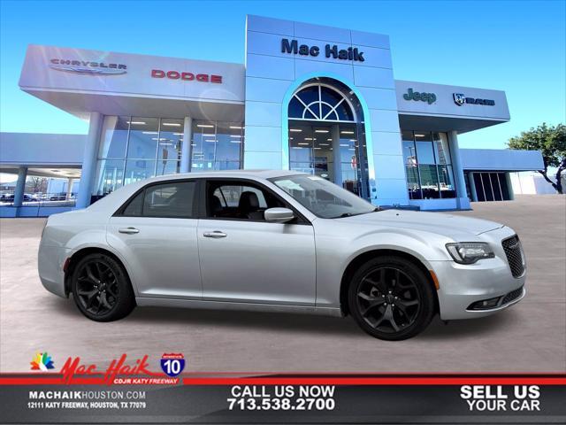 2022 Chrysler 300