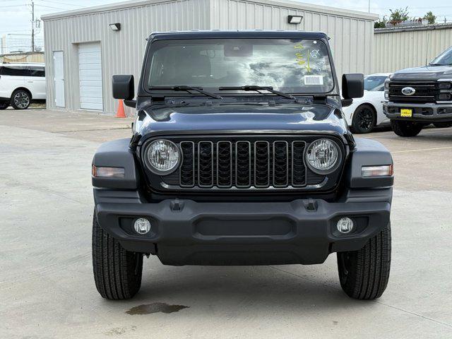 Photo of 2025 Black Clearcoat Jeep Wrangler