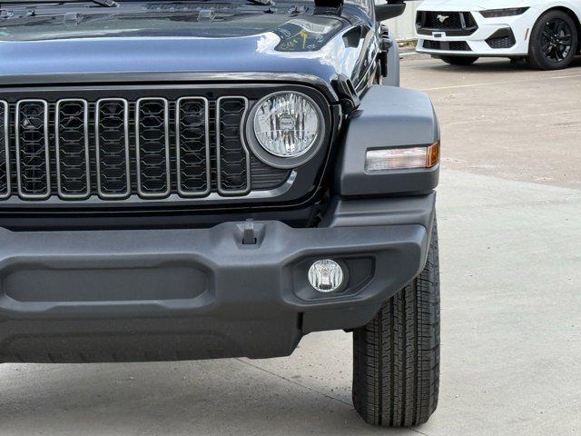 Photo of 2025 Black Clearcoat Jeep Wrangler