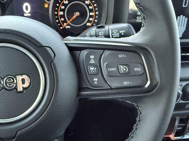 Photo of 2025 Bright White Clearcoat Jeep Wrangler