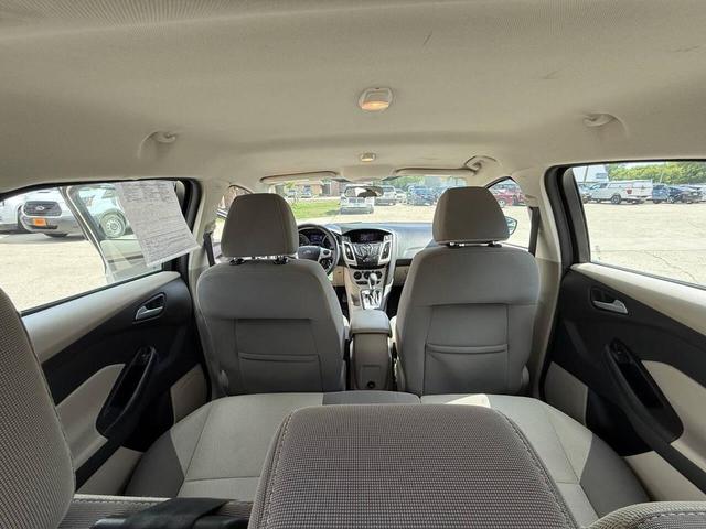 Photo of 2013 Ingot Silver Metallic Ford Focus